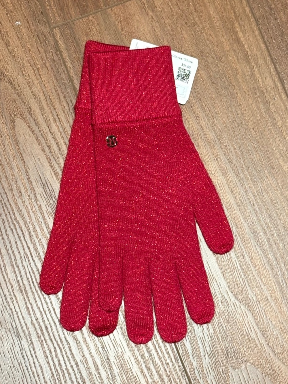 Lululemon Warm Revelation Gloves Shine in Berry Rumble, Size Small
